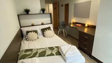 Room | 1 bedroom, desk, laptop workspace, free WiFi