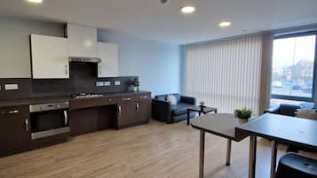 Room | Shared kitchen | Fridge, microwave, oven, toaster