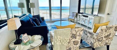 House, 2 Bedrooms | Living area | Smart TV, streaming services