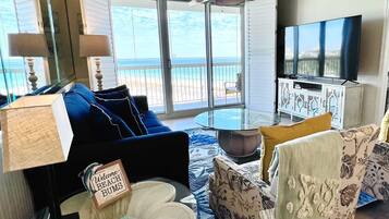 House, 2 Bedrooms | Living area | Smart TV, streaming services