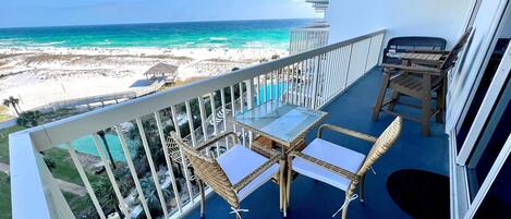 Maison, 2 chambres | Balcon