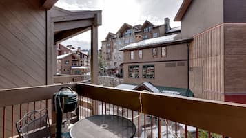 Studio | Halaman properti