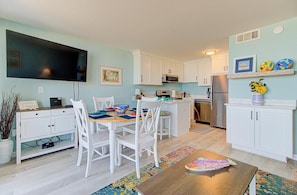 Condo, 1 Bedroom | Private kitchen | Fridge, oven, coffee/tea maker - 0405 My Happy Place 1 Bedroom Home (Carolina Beach)