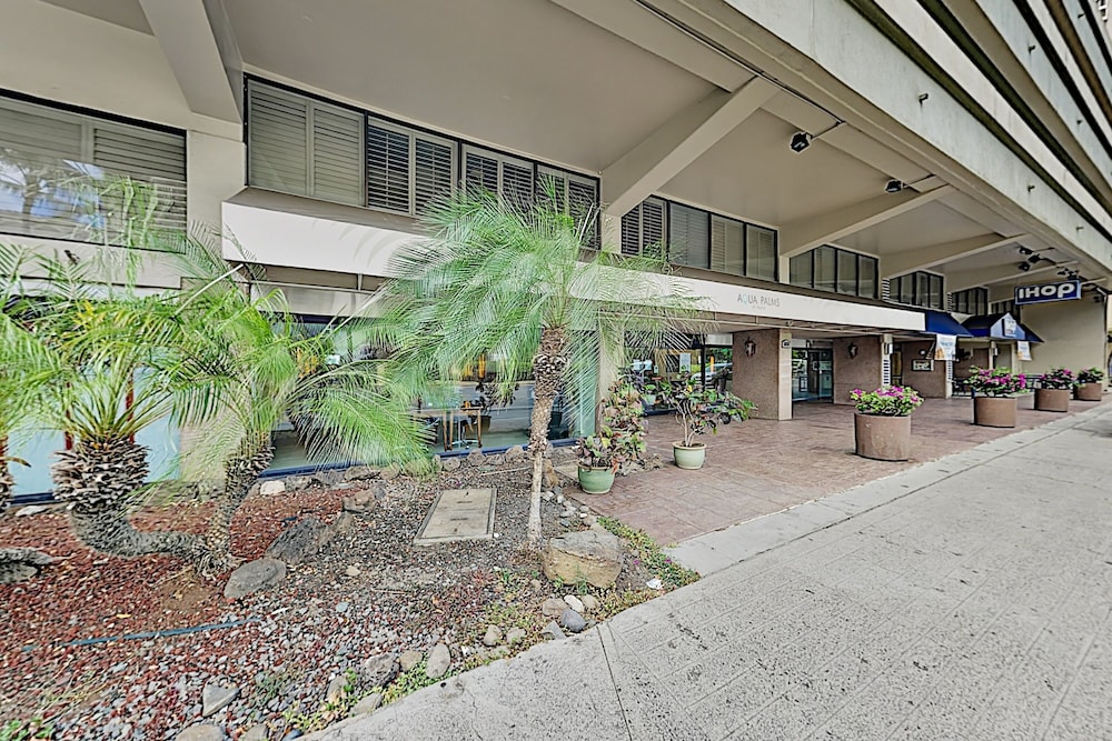 Aqua Palms Waikiki by null