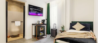 Luff Living Adult Only (+12)