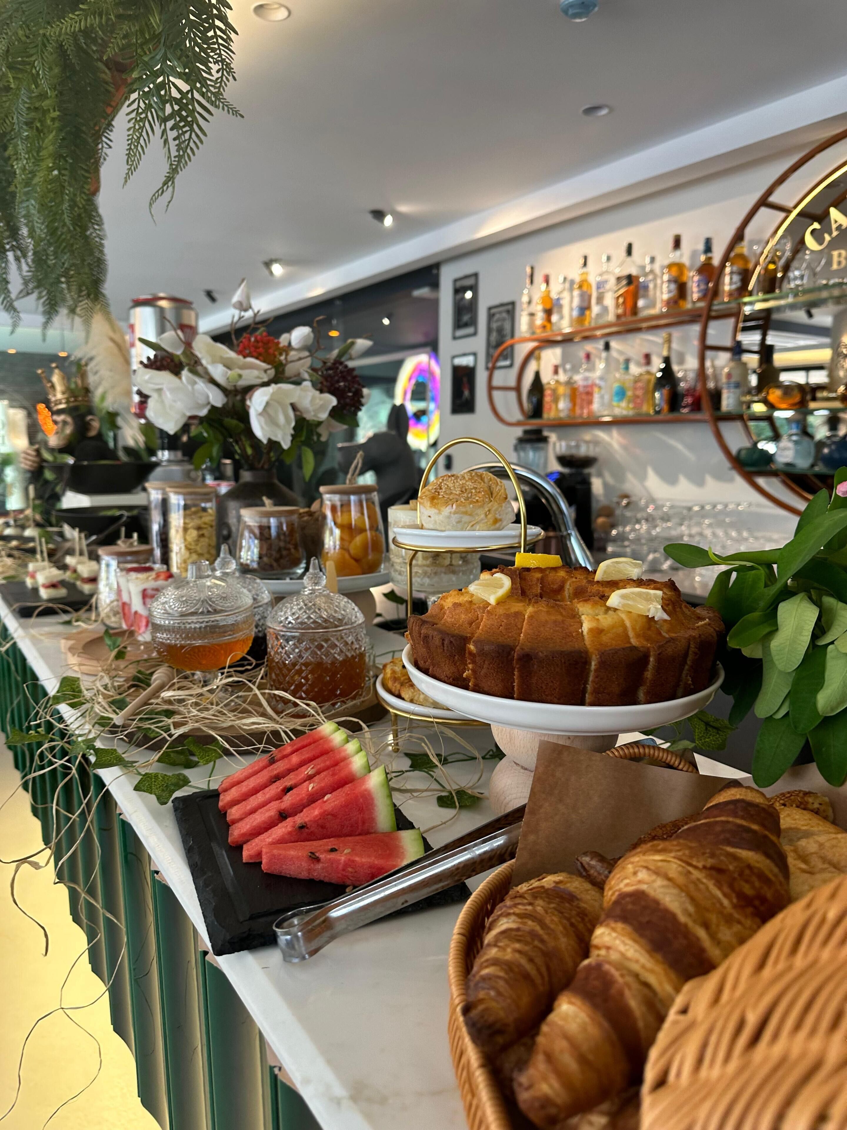 Tägliches inbegriffenes Frühstücksbuffet