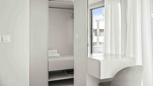 Unclassified image, 3 of 10, button -  Limassol Seaside Residences 06 (Limassol)
