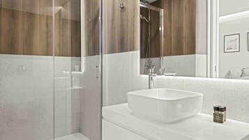 Luxury Suite | Bathroom