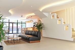 Smart TV 43 polegadas com canais digitais, Netflix