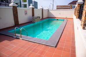 House | Pool | Indoor pool - Ajah - Duplex - Sleeps 4 - Pool - Parking (Lekki)