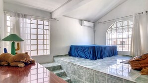 Standard Double Room, Balcony, Garden View (Rose) - Appartement privatif ou location de chambres - Villa Lotus Paradise (Calodyne)