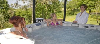 Glascoed Farmhouse, Whitland