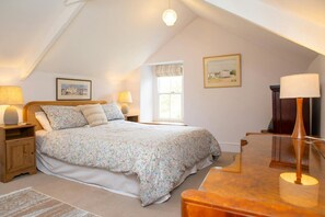 3 عدّة غرف نوم وواي فاي مجانًا وملاءات أسرّة