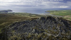 A rugged mountain landscape with a coastal view. - Rhyd y Brown Cottage, Llys Y Fran (Clarbeston Road)