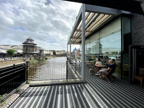 Rhyd y Brown Farmhouse, Llys Y Fran