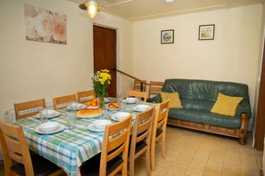 تناول الطعام