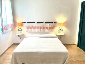 1 dormitorio y ropa de cama