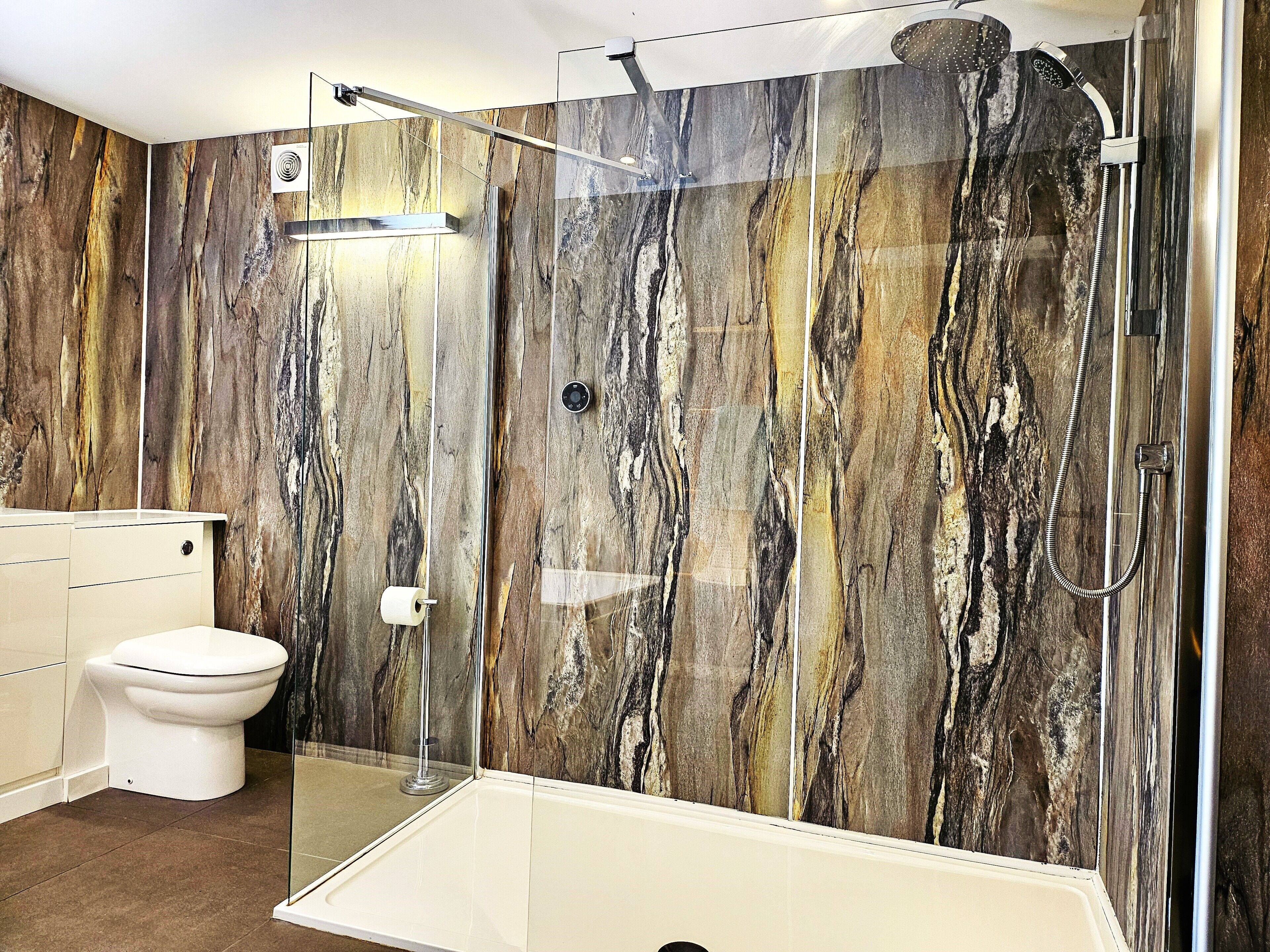Stratton House | Bathroom