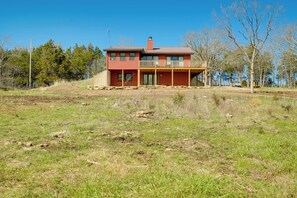 Interior - Cozy Belgrade Cottage w/ Wood-burning Stove! (Belgrade)