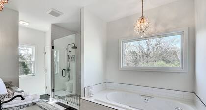 Bright & Elegant Home in High Point w/ Deck!