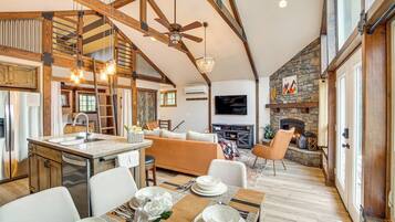 Rumah (4 Bedrooms) | Interior