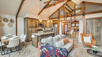 Rumah (4 Bedrooms) | Interior