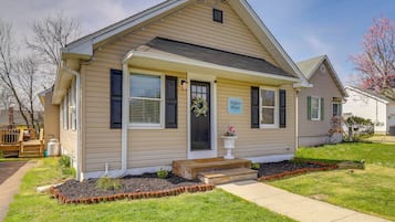 House (5 Bedrooms) | Interior