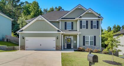 Spacious Aiken Home ~ 8 Mi to Downtown!