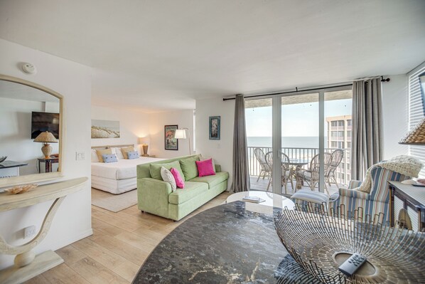 Apartment (0 Bedroom) | Interior - Fort Myers Beach Studio - Sunset & Ocean Views! (Fort Myers Beach)