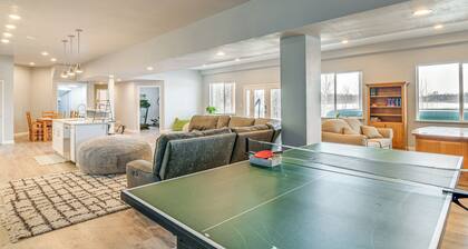 Palmer Apartment w/ Peaceful Pond & Kayaks!