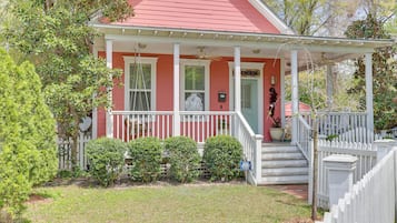Cottage (2 Bedrooms) | Interior