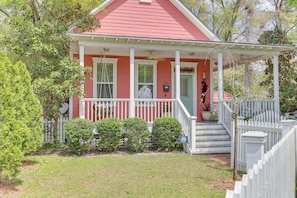 Cottage (2 Bedrooms) | Interior