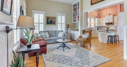 Charming Wilmington Cottage - Walk to Downtown!