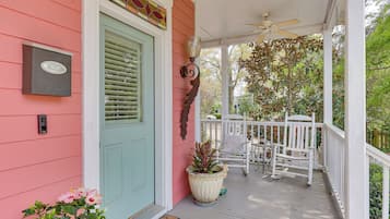 Cottage (2 Bedrooms) | Interior