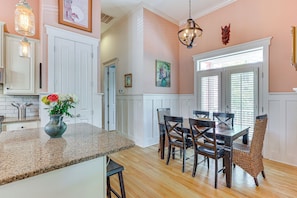 Cottage (2 Bedrooms) | Interior