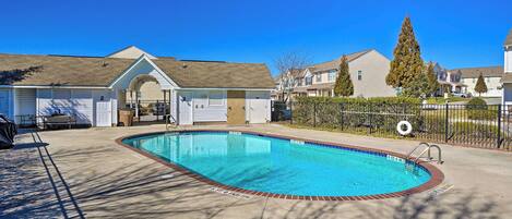 Apartment (2 Bedrooms) | Front of property