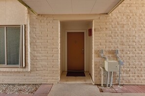 Interior - Beachfront Condo w/ Pool Access in Port Aransas (Port Aransas)