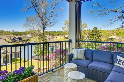 Balcony + Community Perks: Lake Martin Condo!