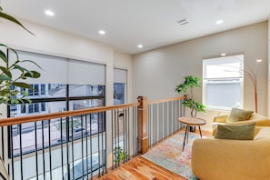 Apartment (3 Bedrooms) | Interior - Luxe Newark Retreat w/ Rooftop Deck: Pets Welcome! (Newark)