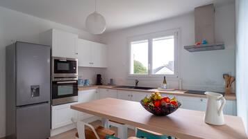 Køleskab, mikrobølgeovn, ovn, opvaskemaskine