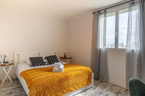 3 habitaciones, tabla de planchar con plancha y wifi gratis