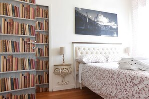 2 Schlafzimmer, Bügeleisen/Bügelbrett, Reisekinderbett, kostenloses WLAN