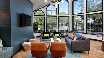 TV connectée, espaces bureaux