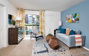 Smart TV, offices - This apartment is a 1 bedroom(s), 1 bathrooms, located in Hampton, VA. (Hampton)