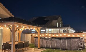 Outdoor dining - 10 mins away from golf courses. Arena and 5 mins away from Coachella fest (Indio)