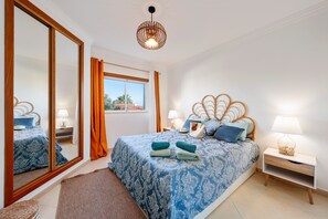 3 Schlafzimmer, Bügeleisen/Bügelbrett, WLAN, Bettwäsche