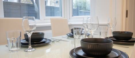 Apartment | Dining