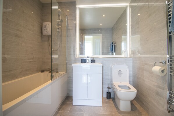 House | Bathroom