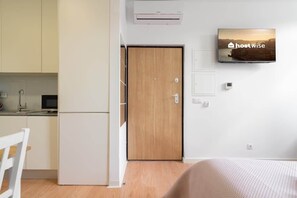 1 Schlafzimmer, Bügeleisen/Bügelbrett, Reisekinderbett, WLAN