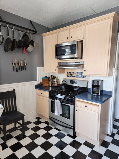 Historic Craftsman 3 Bedroom Home in Uptown Butte